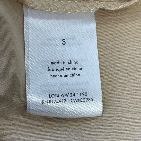 WeWoreWhat Beige Ribbed Crewneck Tank - Small - NWT - Picture 3 of 5